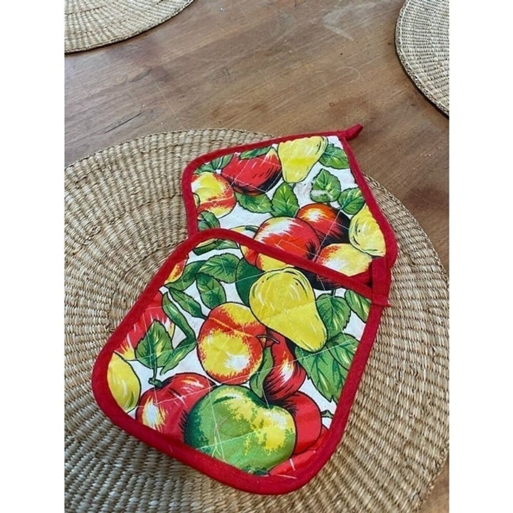 Red Fruit Kitchen Oven Cloths - Picture 5 of 7